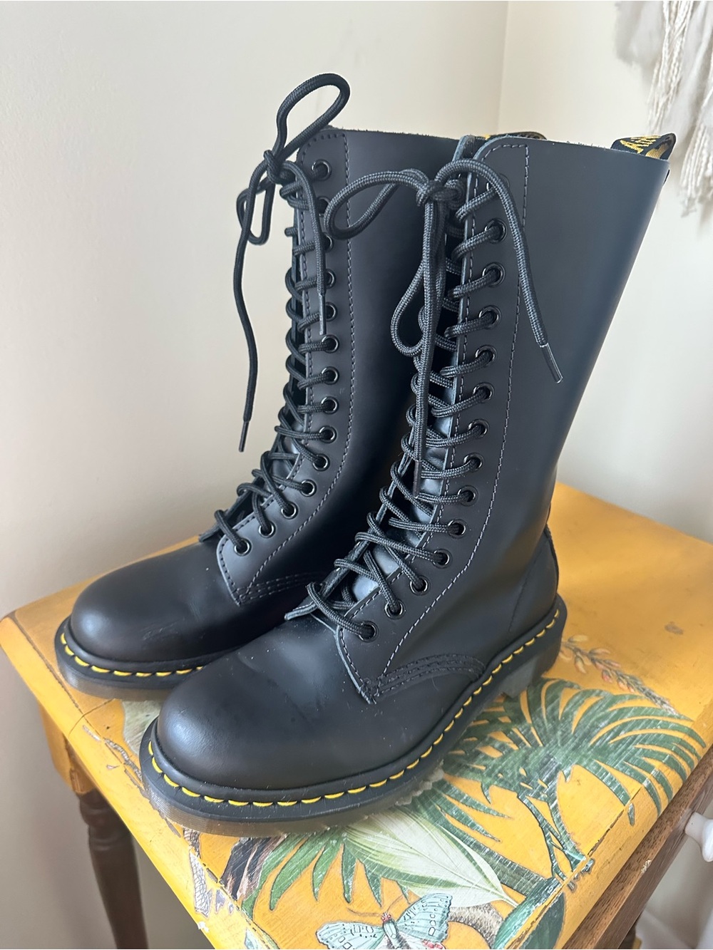 Dr Martens 1914 Smooth Leather Tall Boots